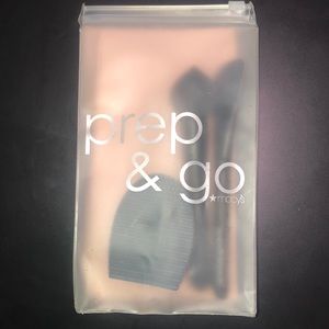 Macys Prep & Go Make-Up Tool Set